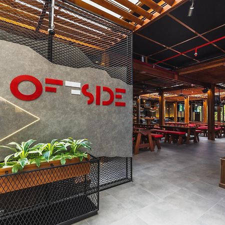 Ja Ocean View Hotel, Jumeirah Beach Dubai Exterior foto Offside Cafe
