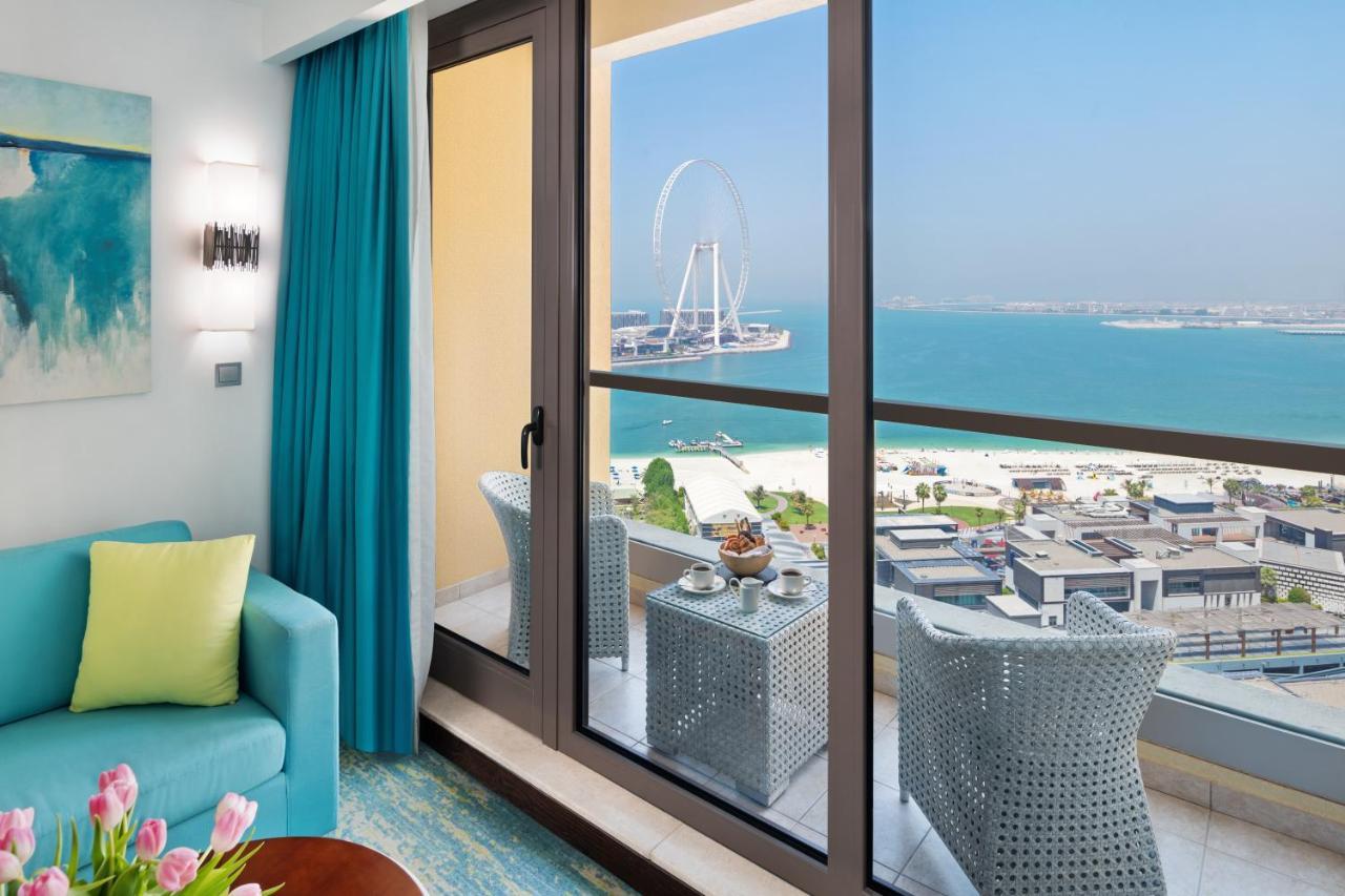 Ja Ocean View Hotel, Jumeirah Beach Dubai Exterior foto A room at Jumeirah Beach Hotel