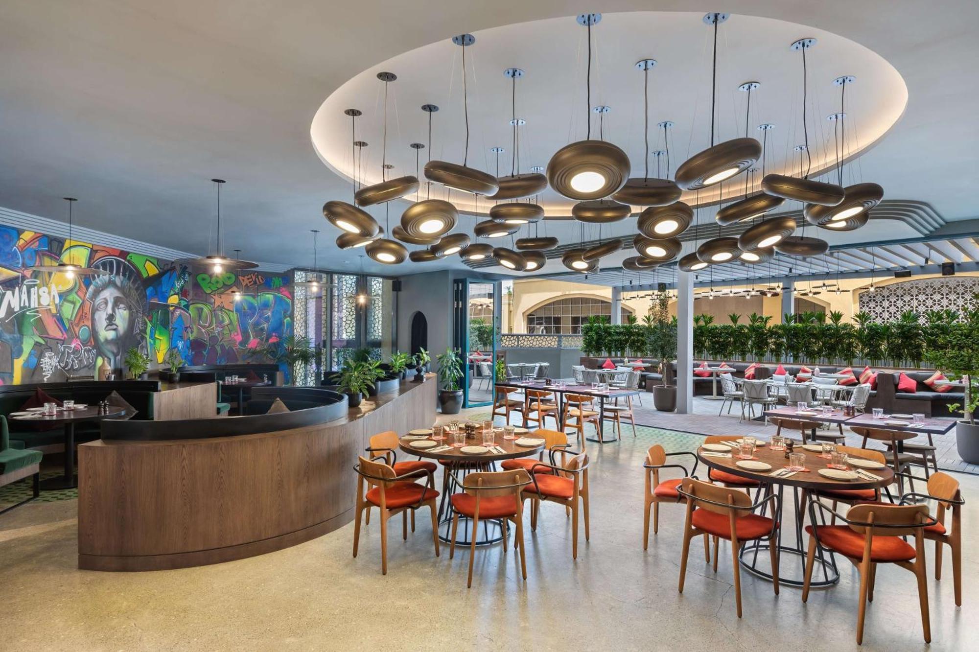 Ja Ocean View Hotel, Jumeirah Beach Dubai Exterior foto The restaurant